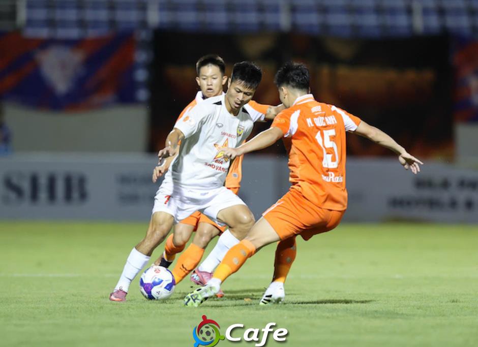 Kết quả SHB Đà Nẵng 0-1 Hà Tĩnh: Áp lực cho HLV Lê Đức Tuấn!