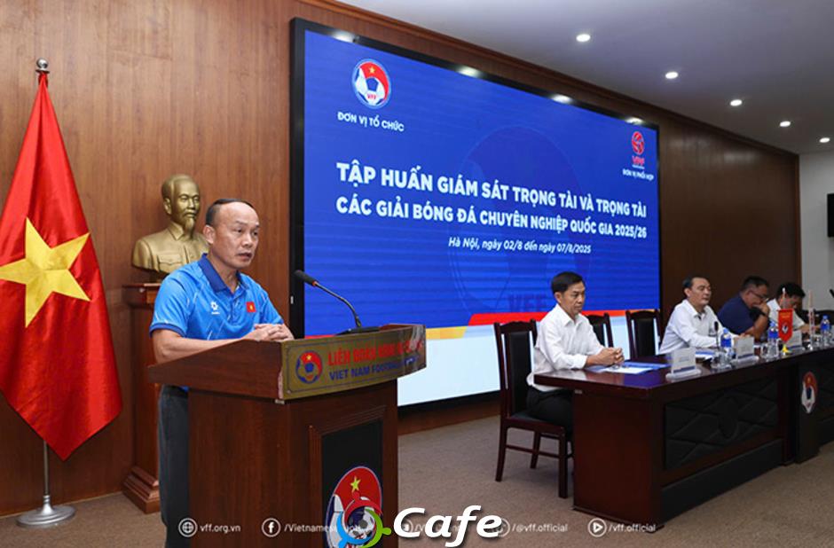 Khai mạc chương trình Tập huấn giám sát trọng tài và trọng tài các giải BĐCNQG 2025/26