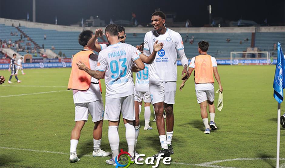 Nam Định đi vào lịch sử V.League, lọt top 10 châu Á