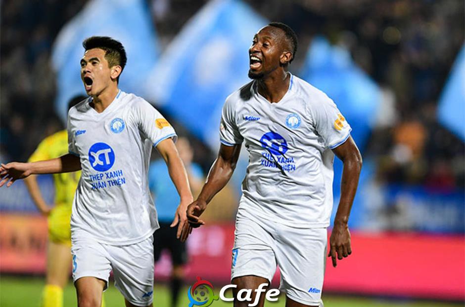 Nam Định làm điều chưa từng có trong lịch sử V.League