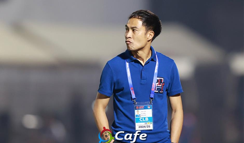 'Ngả mũ' trước HLV Lê Đức Tuấn