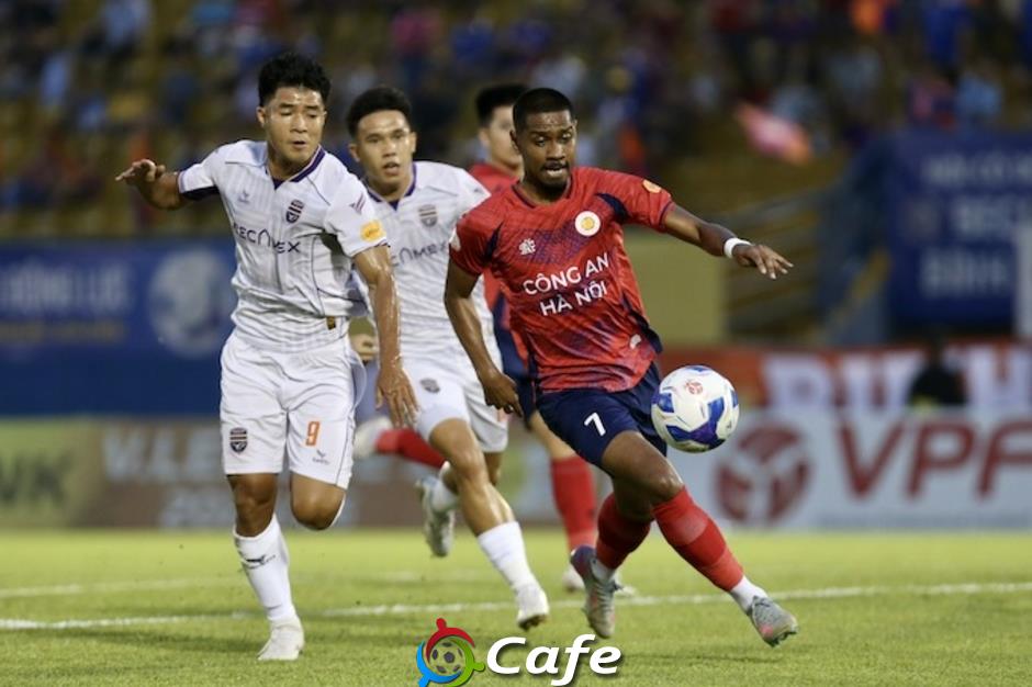 Nghịch lý ở CLB Bình Dương!