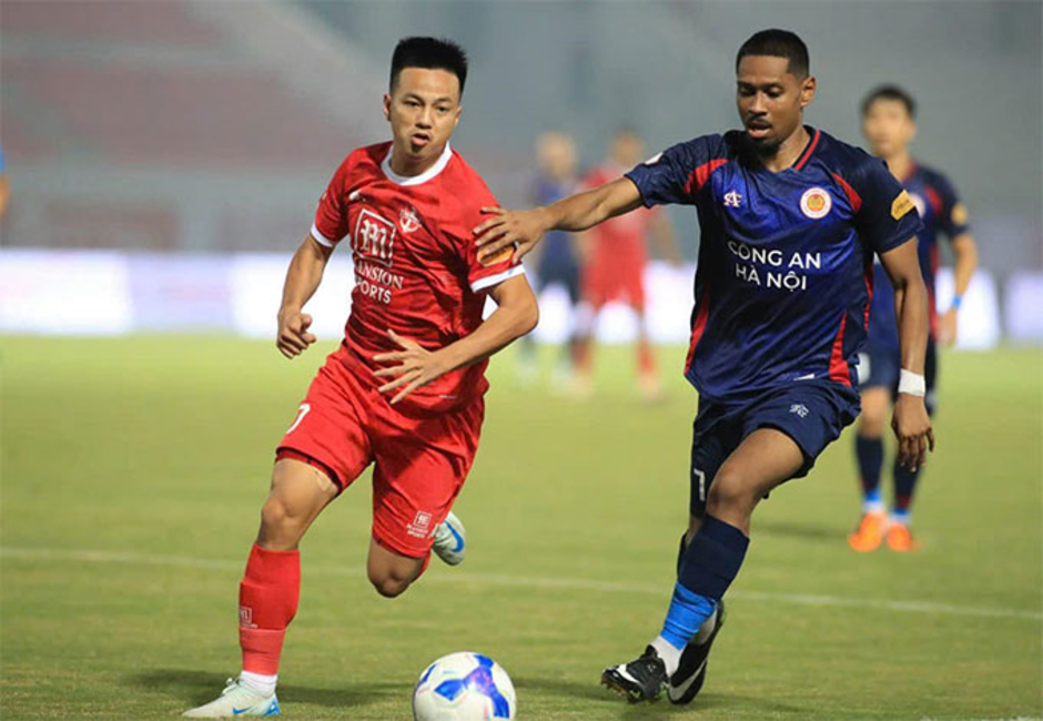 Ngôi sao Việt kiều Quang Vinh thất vọng sau lần đầu đá V.League