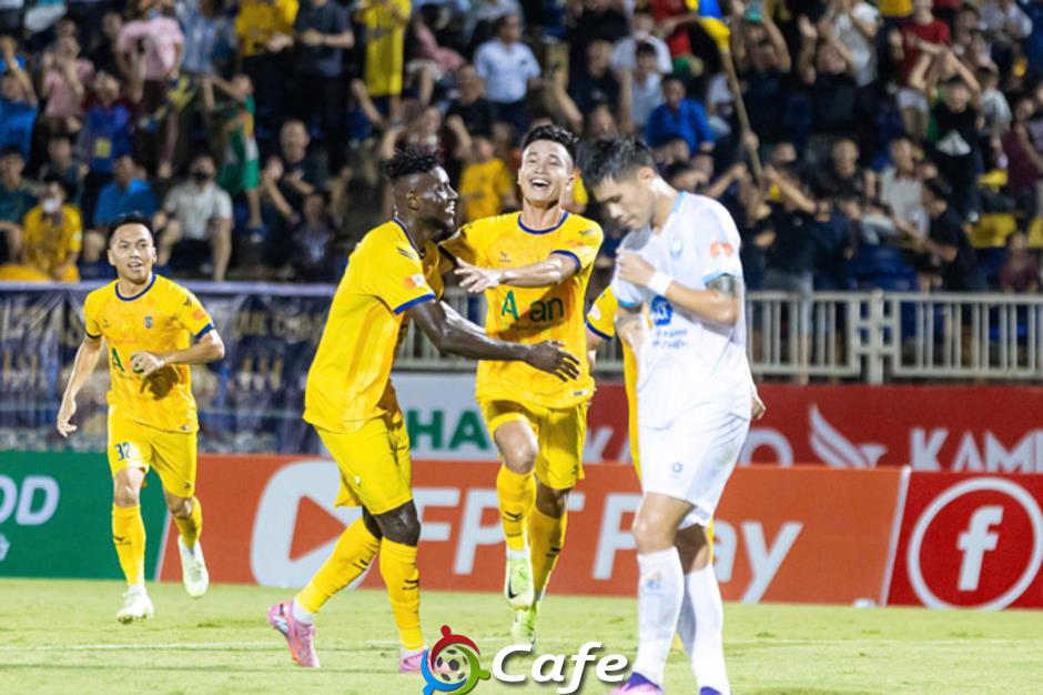 Nhận định bóng đá Nam Định vs PVF-CAND, 18h00 ngày 27/8: Thể diện nhà vô địch