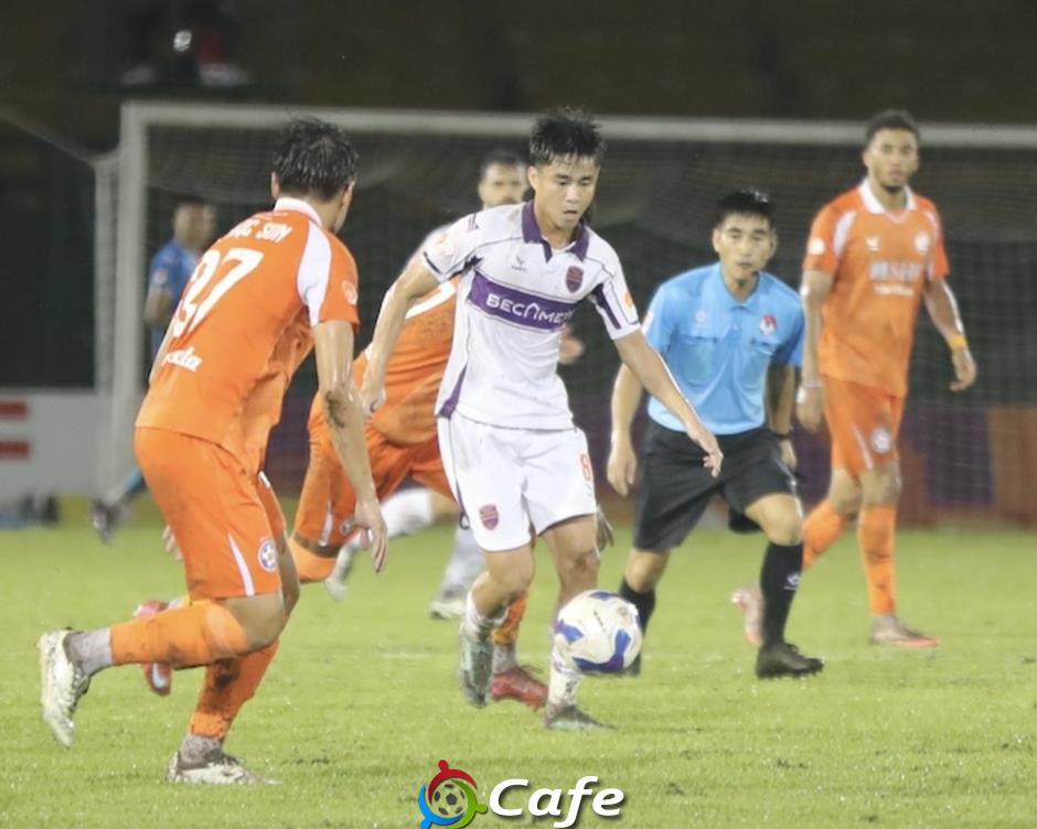 Nhìn lại vòng 5 V.League 2025/26: Những cú sốc trên sân nhà