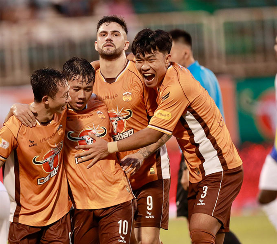 Sau 20 năm, HAGL lại khiến cả V.League phải ngả mũ thán phục