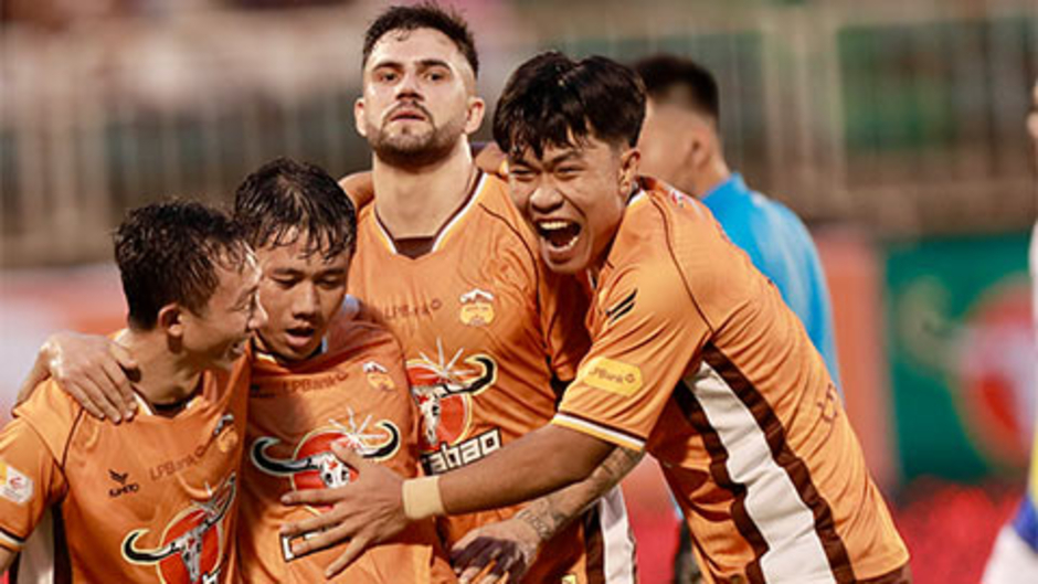 Sau 20 năm, HAGL lại khiến cả V.League phải ngả mũ thán phục