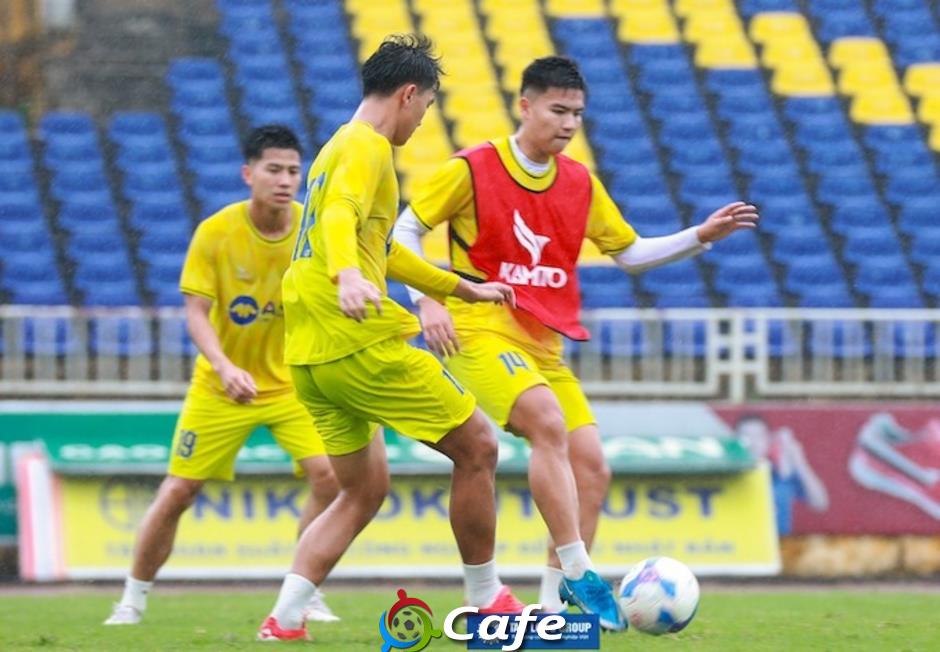 SLNA liệu có phải đi tranh play off?