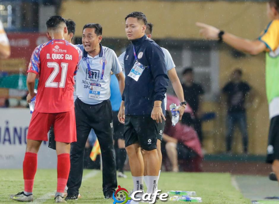 Thuyền trưởng Phùng Thanh Phương rời… Chiến hạm đỏ?