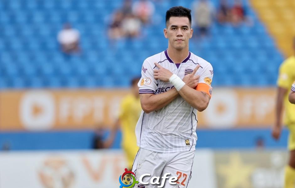 Tiến Linh bất ngờ mất danh hiệu Vua phá lưới V.League 2024/25