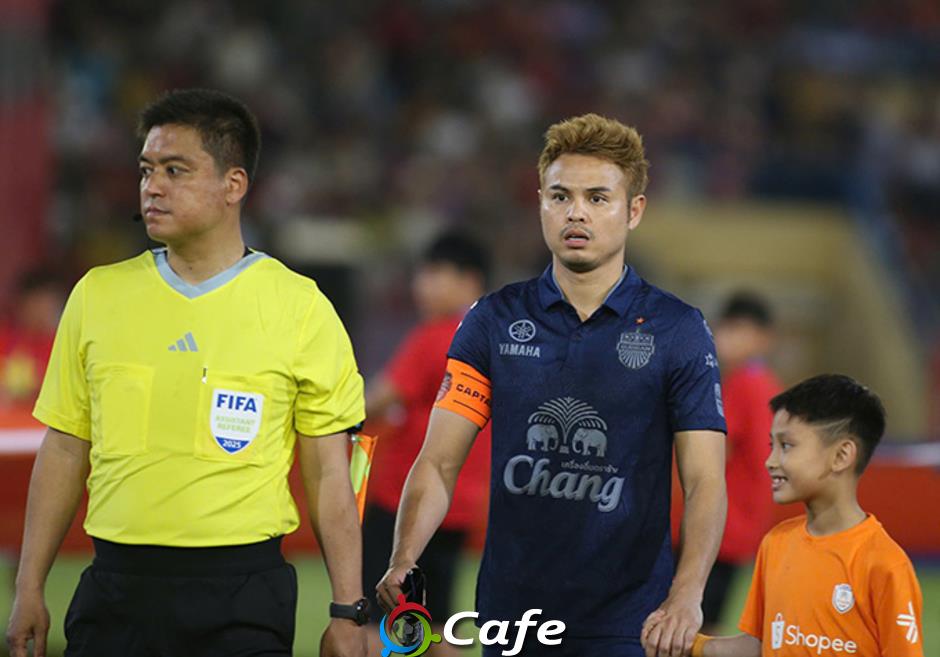 Trực tiếp chung kết Công an Hà Nội 2-1 Buriram: Nguyễn Filip cứu thua
