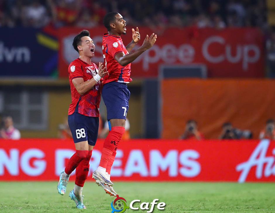 Trực tiếp chung kết Công an Hà Nội 2-1 Buriram: Nguyễn Filip cứu thua