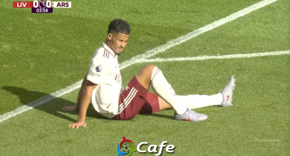 Trực tiếp Liverpool 0-0 Arsenal: Saliba chấn thương rời sân chỉ sau 5 phút