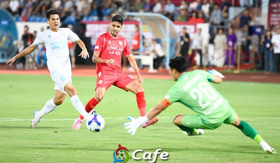 Trực tiếp Nam Định 0-1 Công an Hà Nội: Alan lập công