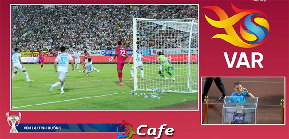 Trực tiếp Nam Định 1-1 Công an Hà Nội: VAR cứu Nam Định