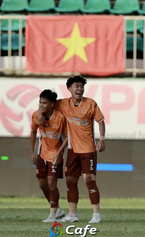 Trực tiếp ngày phán quyết V.League 2024/25: Bình Định xuống hạng, Đà Nẵng phải đá play-off