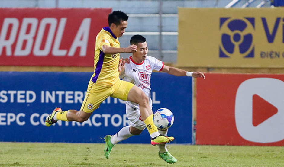 Văn Quyết đi vào lịch sử V.League 