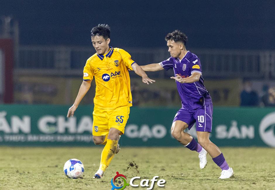 V.League chứng kiến sự sa sút của những nhà cựu vô địch