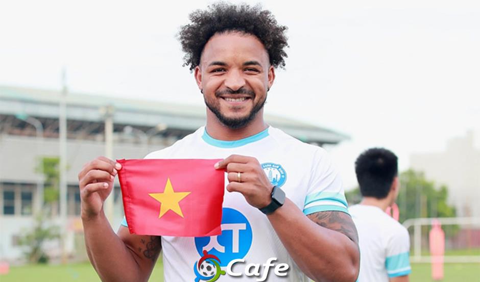 Xuân Son tái xuất sân cỏ